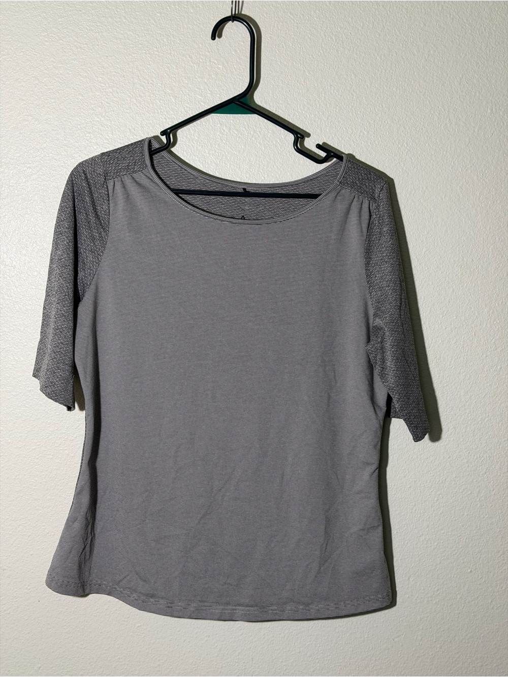 PrAna Kaylin Gray Performance Top Shirt Active Coastal Stretch Women’s Sz XL